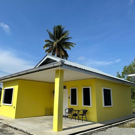 Nowa Residence Rumah Kuning 丰盛港 外观 照片